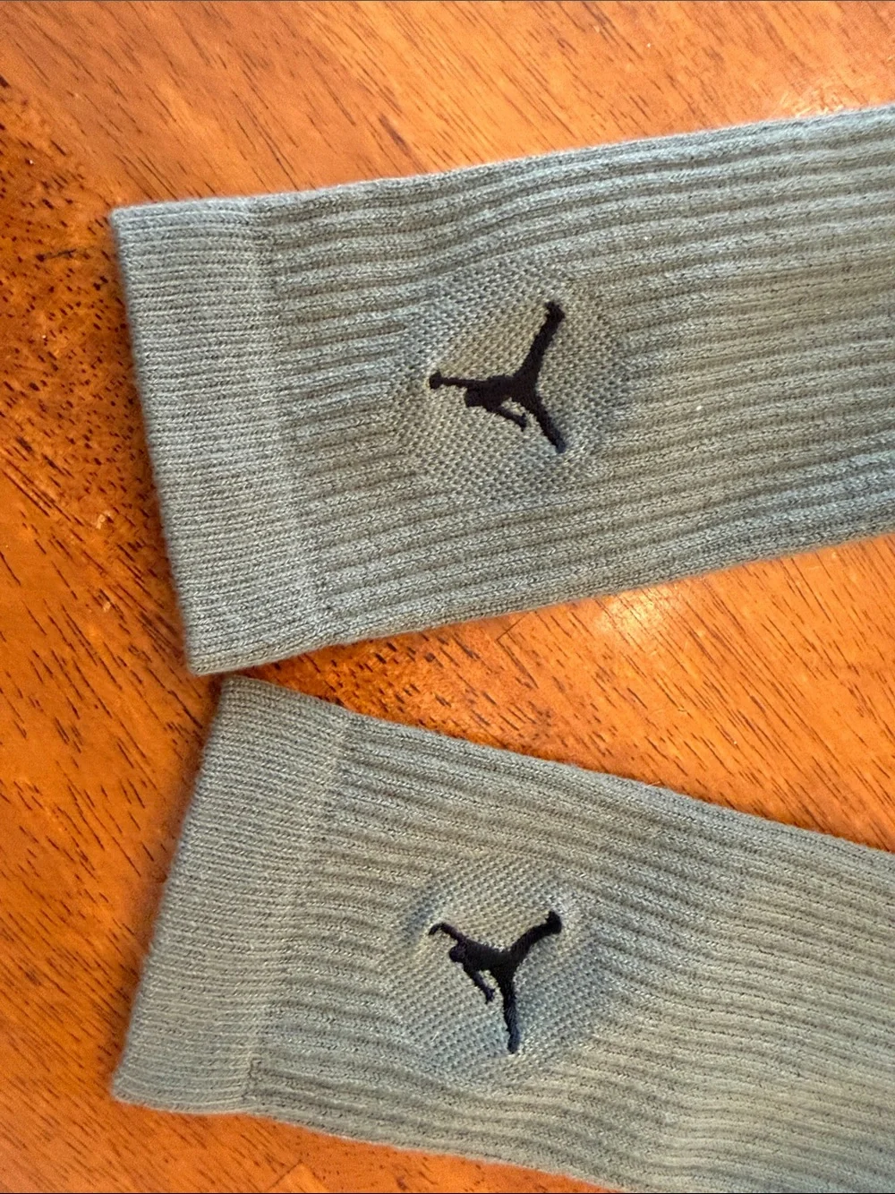 Jordan Men's Crew Athletic Socks - Gray L